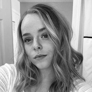 Meet your Posher, Linzee